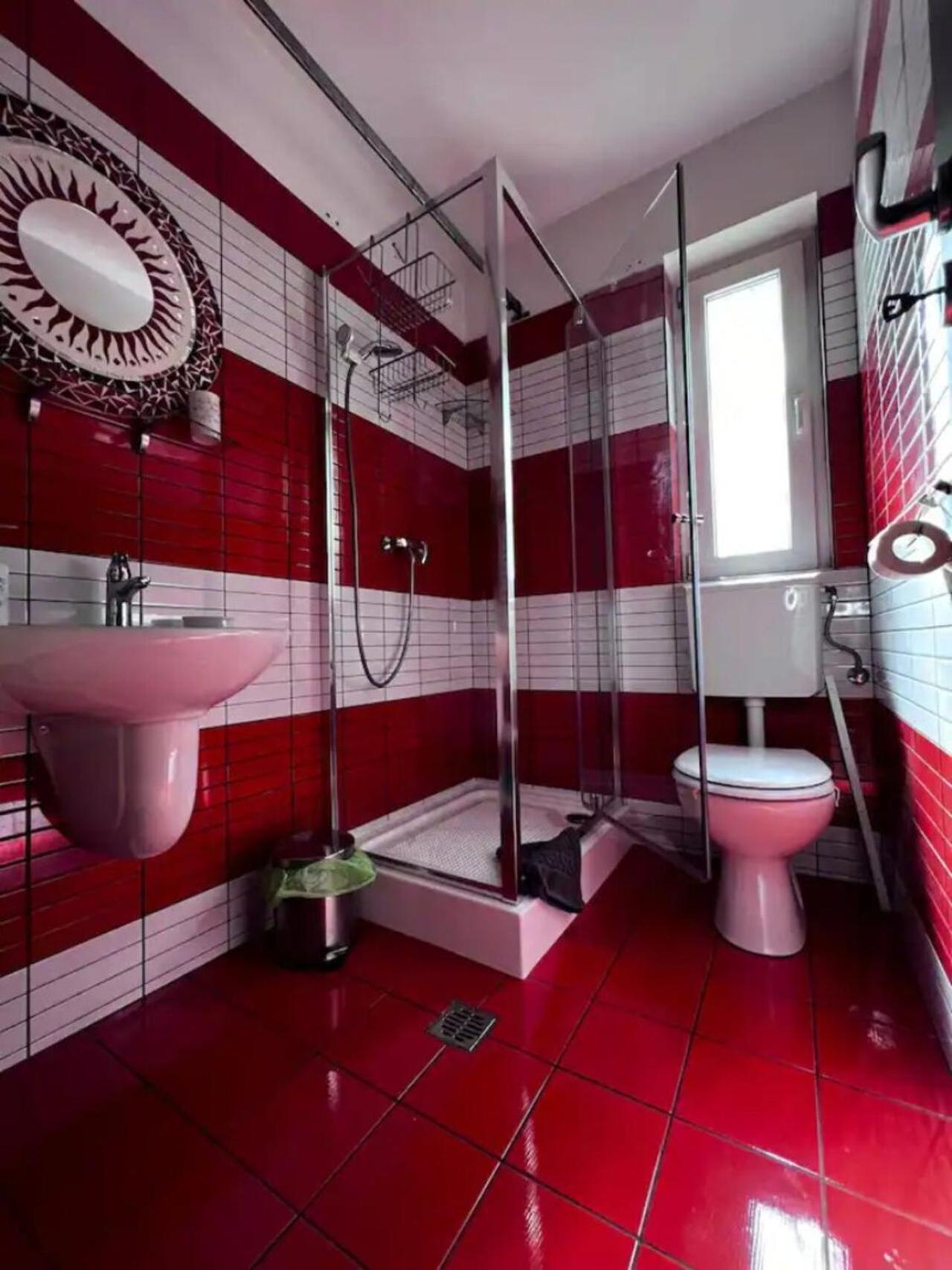 Vila Luminoasa Cu Curte Privata Bukareszt Zewnętrze zdjęcie
